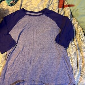 LuLaRoe Blue Raglan Sleeve Top